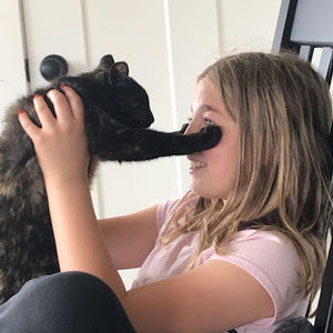 Meet your Posher, Kambry